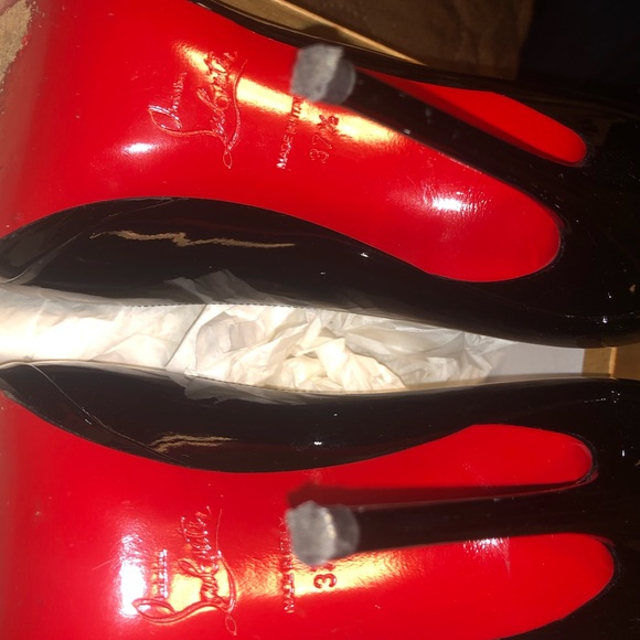 💯 Authentic Christian Louboutin Filo black patent leather pumps - Picture 9 of 9